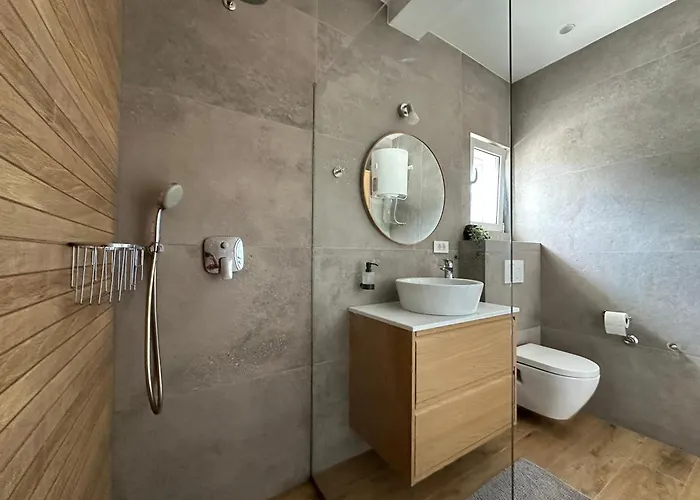 Beachfront House Miamore - 10 M From The Sea *