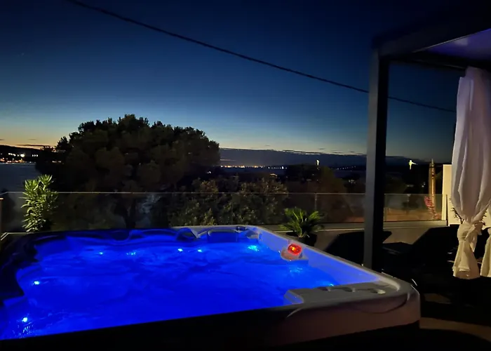 Beachfront House Miamore - 10 M From The Sea *