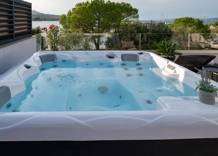 Beachfront House Miamore - 10 M From The Sea Villa *