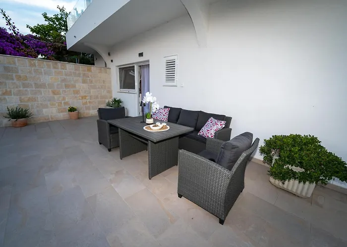 Beachfront House Miamore - 10 M From The Sea * Mrljane
