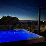 Beachfront House Miamore - 10 M From The Sea *