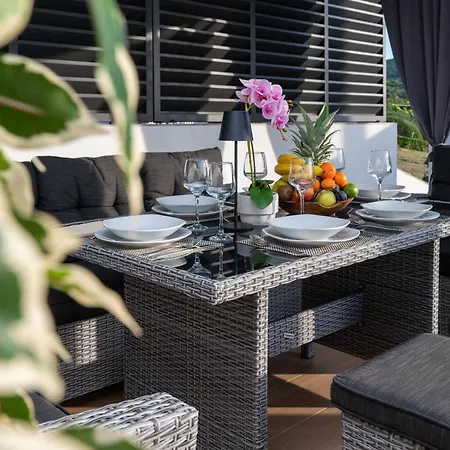 Beachfront House Miamore - 10 M From The Sea Villa