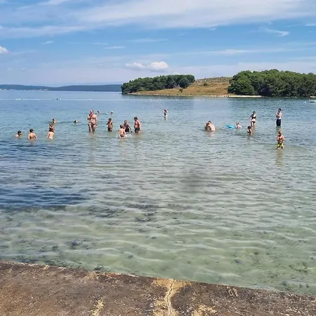 Willa Beachfront House Miamore - 10 M From The Sea