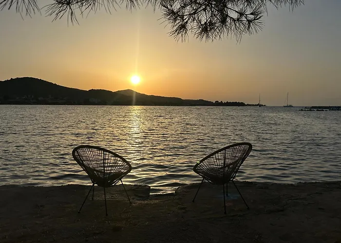 Beachfront House Miamore - 10 M From The Sea Villa *