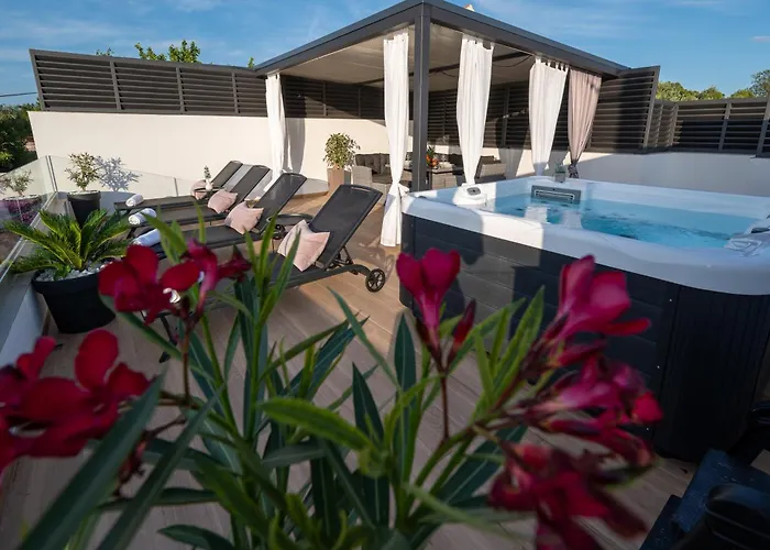 Beachfront House Miamore - 10 M From The Sea *