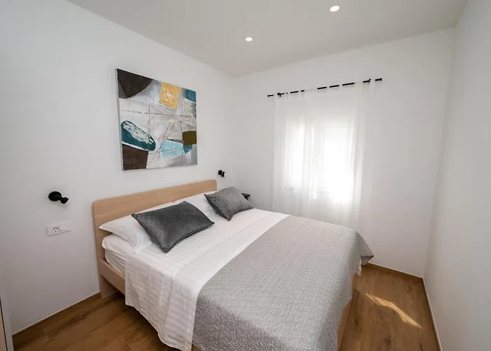 Beachfront House Miamore - 10 M From The Sea Villa Mrljane